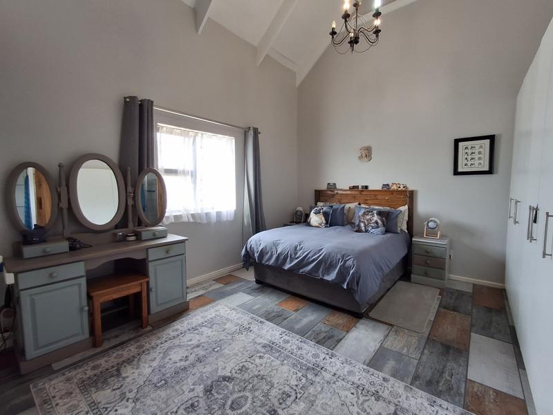 3 Bedroom Property for Sale in Britannia Bay Western Cape